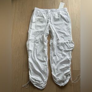 Lululemon Dance Studio Relaxed-Fit MR Cargo Pant White XL NWT
